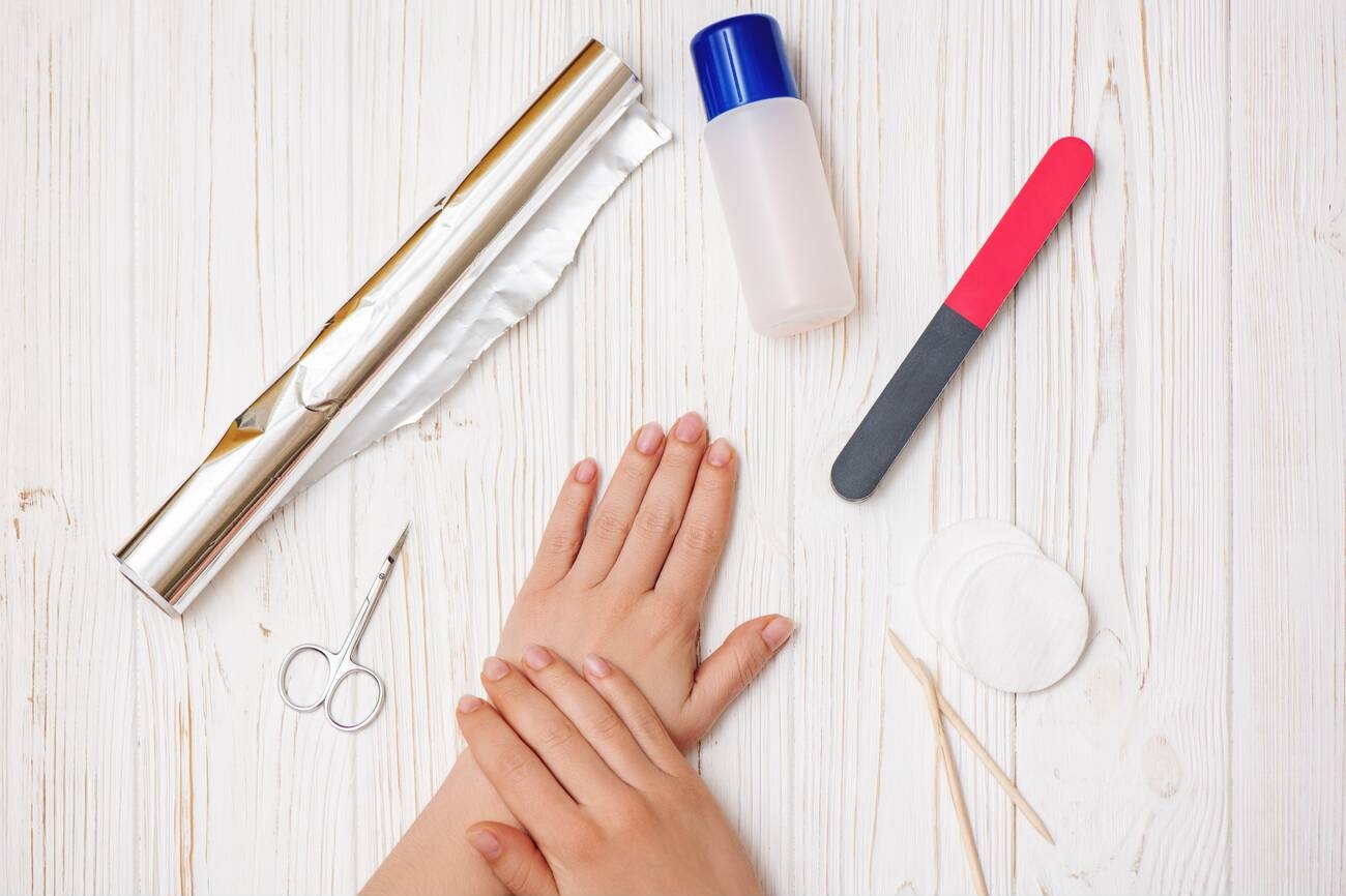 How to Remove Nail Polish Without Nail Remover-A DIY Guide